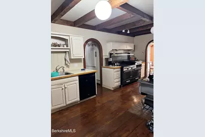 1131 Norfolk Rd, New Marlboro, MA 01259 - Photo 8