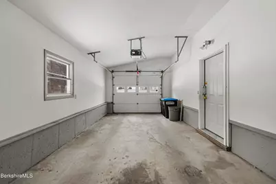 89 Delancy Ave, Pittsfield, MA 01201 - Photo 32