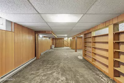 89 Delancy Ave, Pittsfield, MA 01201 - Photo 28