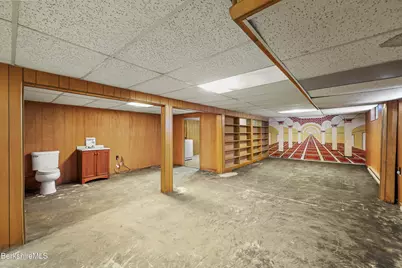 89 Delancy Ave, Pittsfield, MA 01201 - Photo 24