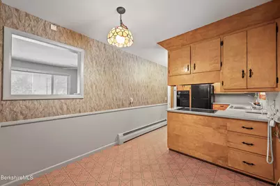 89 Delancy Ave, Pittsfield, MA 01201 - Photo 10