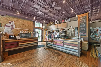 442/444 North St, Pittsfield, MA 01201 - Photo 10