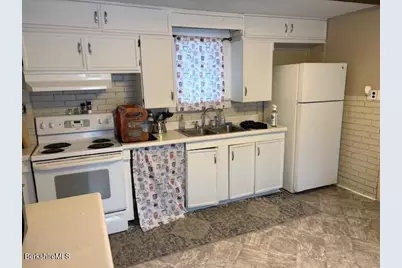 4 Pleasant St, Adams, MA 01220 - Photo 1