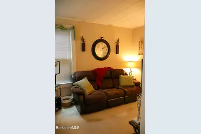 105 Friend St, Adams, MA 01220 - Photo 16