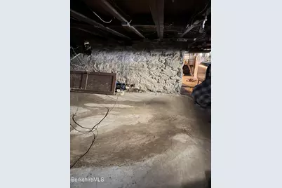 85 Church St, North Adams, MA 01247 - Photo 14