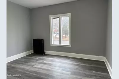 139 Robbins Ave, Pittsfield, MA 01201 - Photo 12