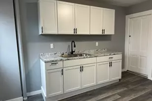 139 Robbins Ave, Pittsfield, MA 01201 - Photo 8