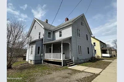 139 Robbins Ave, Pittsfield, MA 01201 - Photo 4