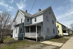 139 Robbins Ave, Pittsfield, MA 01201 - Photo 4