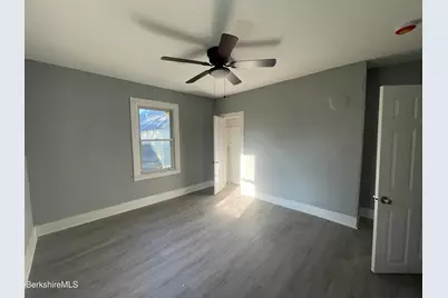 139 Robbins Ave, Pittsfield, MA 01201 - Photo 40