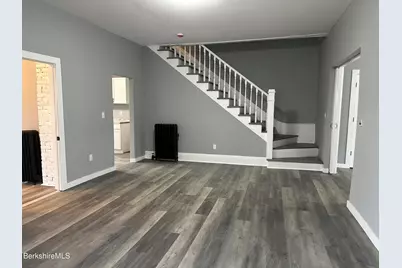 139 Robbins Ave, Pittsfield, MA 01201 - Photo 16