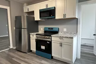 139 Robbins Ave, Pittsfield, MA 01201 - Photo 12