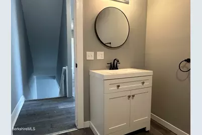 139 Robbins Ave, Pittsfield, MA 01201 - Photo 20