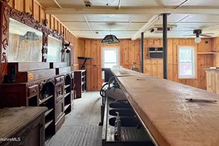 9 Depot St, Monroe, MA 01350 - Photo 2