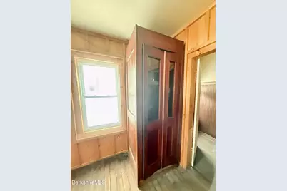 9 Depot St, Monroe, MA 01350 - Photo 24