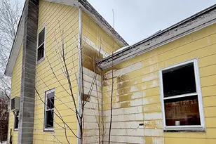 9 Depot St, Monroe, MA 01350 - Photo 10