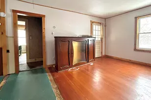 9 Depot St, Monroe, MA 01350 - Photo 4