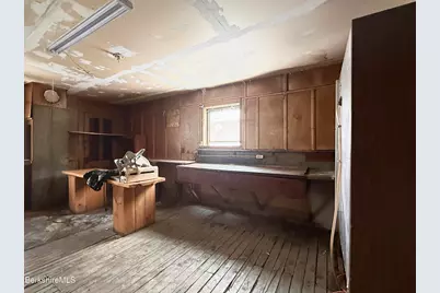 9 Depot St, Monroe, MA 01350 - Photo 30