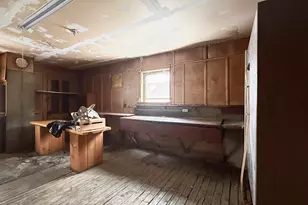 9 Depot St, Monroe, MA 01350 - Photo 30