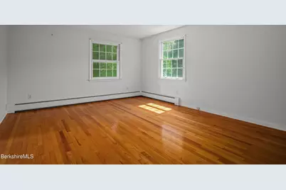 92 Hancock Rd, Williamstown, MA 01267 - Photo 16