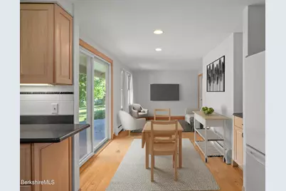 92 Hancock Rd, Williamstown, MA 01267 - Photo 8
