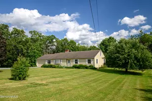 92 Hancock Rd, Williamstown, MA 01267 - Photo 4