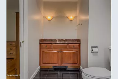 92 Hancock Rd, Williamstown, MA 01267 - Photo 18