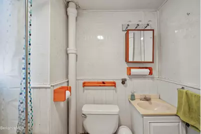 2 Horn Place, Adams, MA 01220 - Photo 22