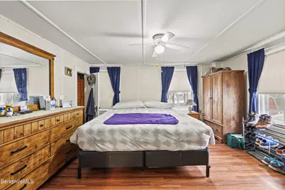 2 Horn Place, Adams, MA 01220 - Photo 24