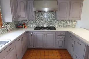 284 Franklin St, North Adams, MA 01247 - Photo 6