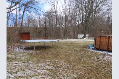 284 Franklin St, North Adams, MA 01247 - Photo 48