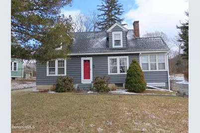 284 Franklin St, North Adams, MA 01247 - Photo 44