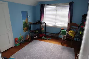 284 Franklin St, North Adams, MA 01247 - Photo 40