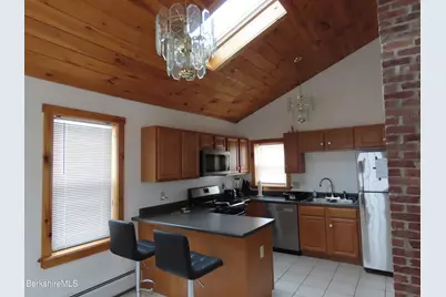 460 Union St, North Adams, MA 01247 - Photo 8