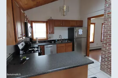 460 Union St, North Adams, MA 01247 - Photo 10