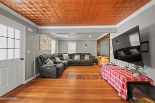 40 Stearns Ave, Pittsfield, MA 01201 - Photo 2