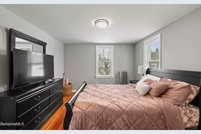 40 Stearns Ave, Pittsfield, MA 01201 - Photo 18