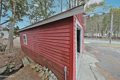 735 Cape St, Lee, MA 01238 - Photo 4