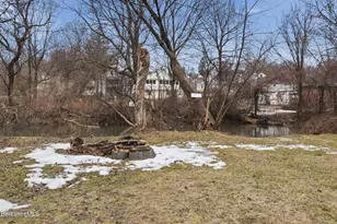 147 Dewey Ave, Pittsfield, MA 01201 - Photo 34