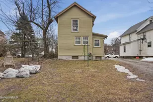 153 Dewey Ave, Pittsfield, MA 01201 - Photo 14