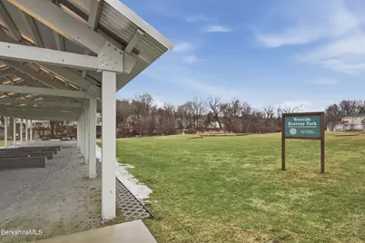 153 Dewey Ave, Pittsfield, MA 01201 - Photo 4