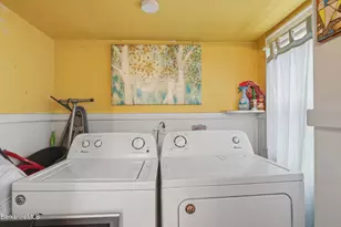 153 Dewey Ave, Pittsfield, MA 01201 - Photo 38