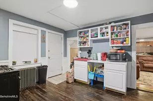 24 Southern Ave, Pittsfield, MA 01201 - Photo 16