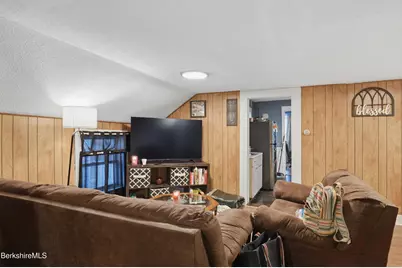 24 Southern Ave, Pittsfield, MA 01201 - Photo 24