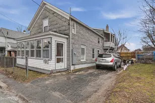 24 Southern Ave, Pittsfield, MA 01201 - Photo 4