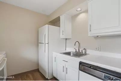 1450 North St #107, Pittsfield, MA 01201 - Photo 22