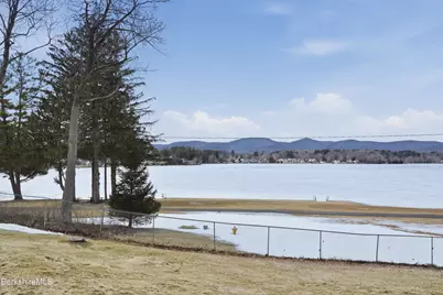 1450 North St #107, Pittsfield, MA 01201 - Photo 46