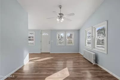 65 Melrose St, Adams, MA 01220 - Photo 8