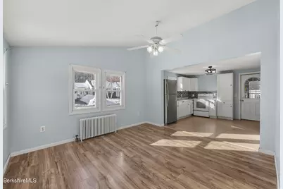 65 Melrose St, Adams, MA 01220 - Photo 6