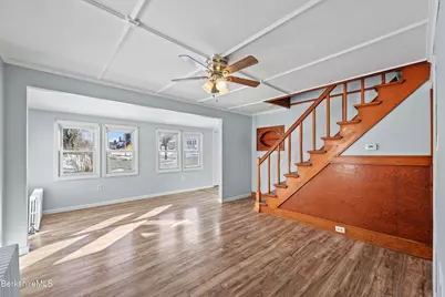 65 Melrose St, Adams, MA 01220 - Photo 12